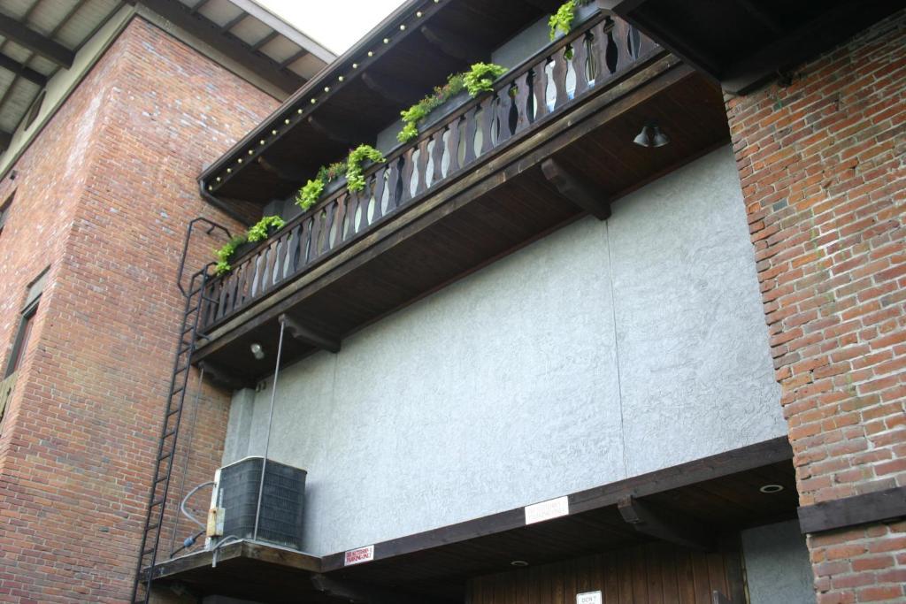 Der Sportsmann Suites Leavenworth Bagian luar foto